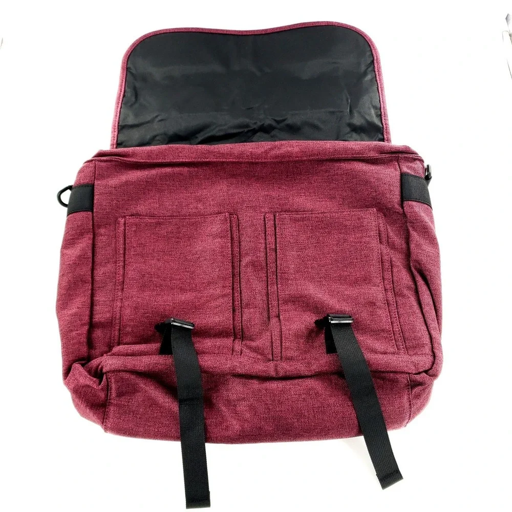 Hanke Durable Messenger Bag 15.6